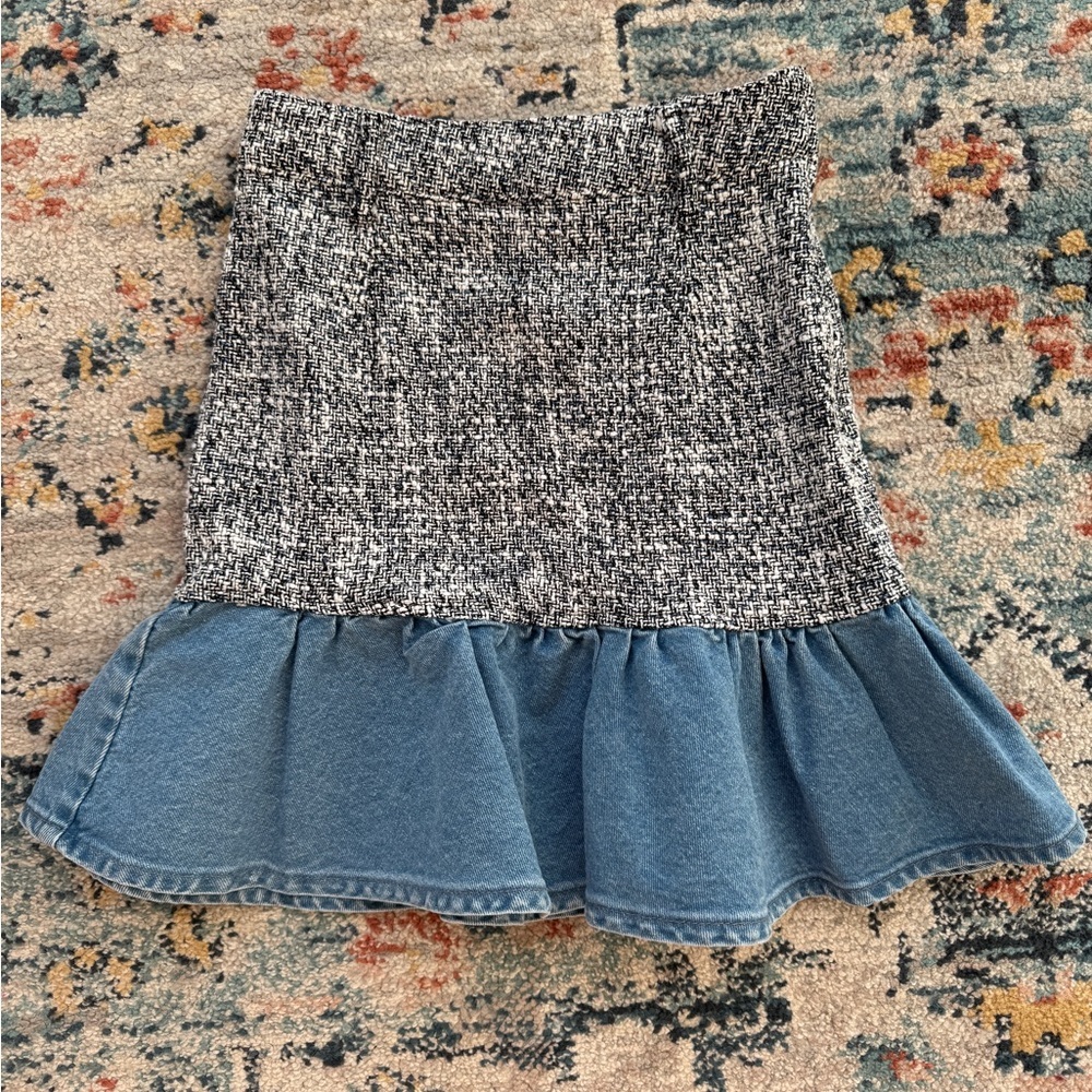Zara Denim Tweed Combo Ruffle Hem Mini Skirt
Size XS - Picture 2 of 6